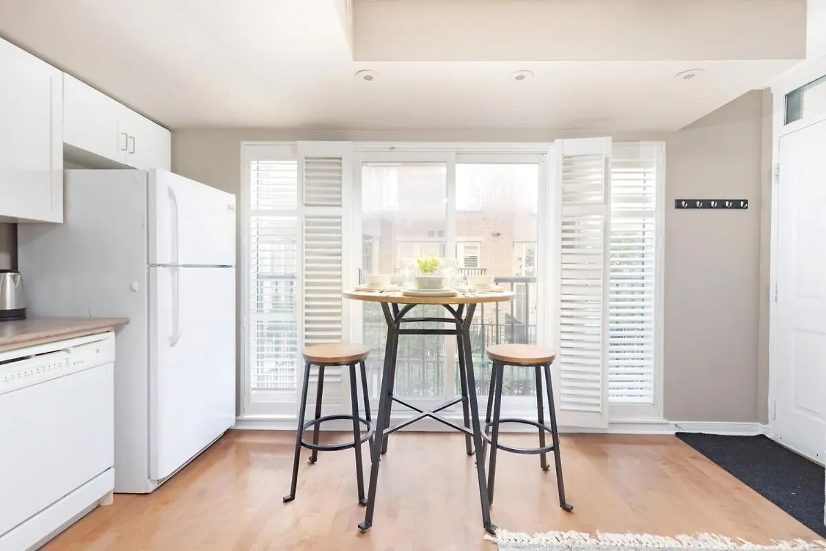 Holiday home Comfy Liberty Village Home 1Bd Steps From King St Toronto